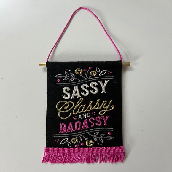 BNWOT Hallmark Signature Sassy Classy & Badassy Birthday Girl Hanger Flag - Picture 1 of 3